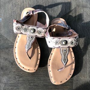 Leather sandals like new!